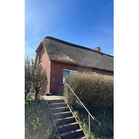 Holiday home Opas Hus Auf *